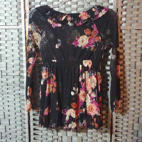 I.N.C. International Concepts Nylon Floral Blouse Empire Waist - Picture 2 of 11